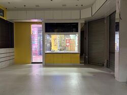 Queensway Tower / Queensway Shopping Centre (D3), Shop House #559188141